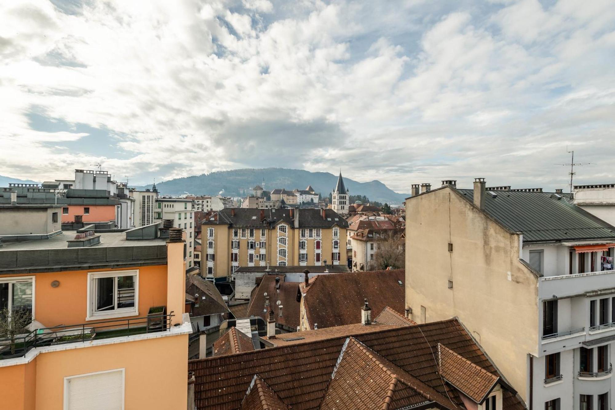 Le Beau Marcy - Contemporary City Centre Flat อานซี ภายนอก รูปภาพ